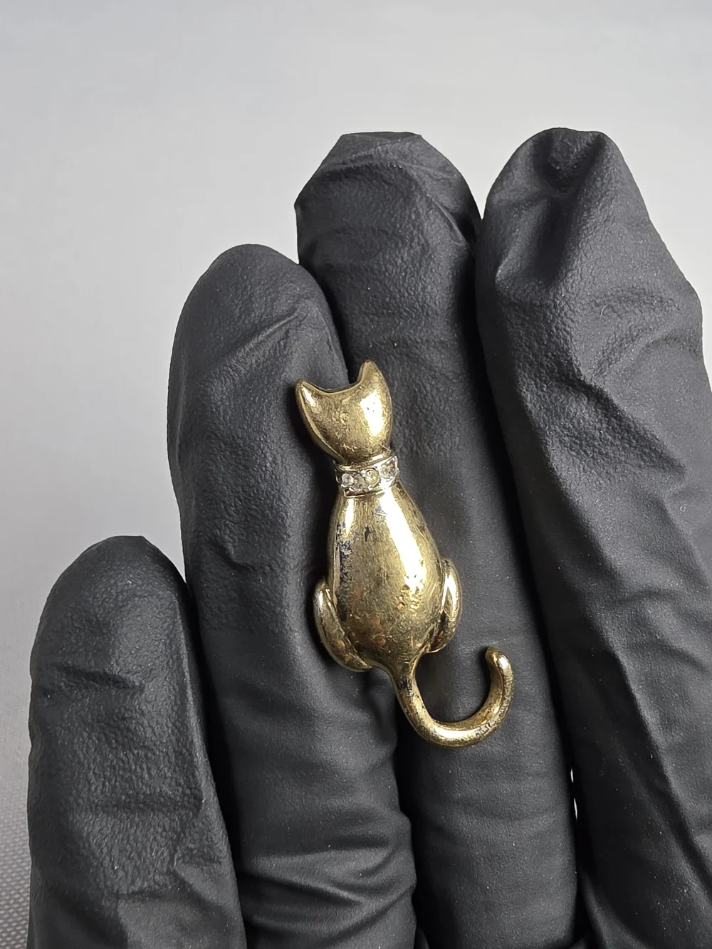 Vintage Signed Carolee Gold Tone Cat Brooch Rhinestone Collar Feline Pin Jewelry